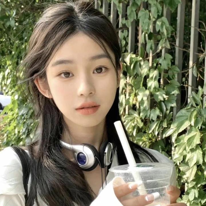 女王的教室 海报